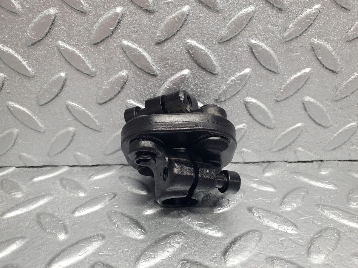 47104 Mercedes-Benz R129 320SL Coupe Steering Column Lower Shaft Connector A2104620146