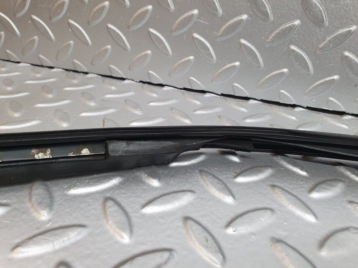 41713 Mercedes-Benz W124 200E Roof Chrome Trim Left Side A1246900397