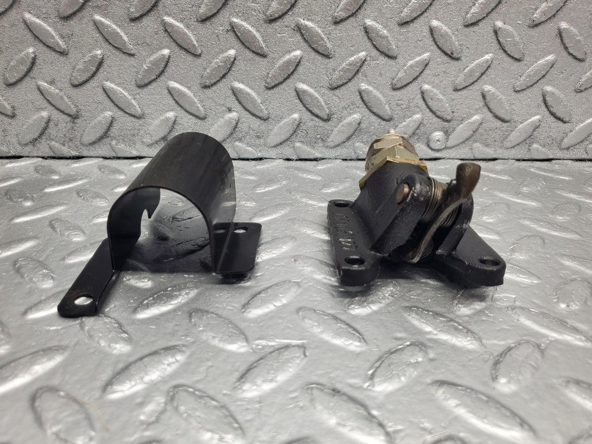 50509 Mercedes-Benz W108 280SE 3.5 Kick Down Switch With Bracket A1123040127