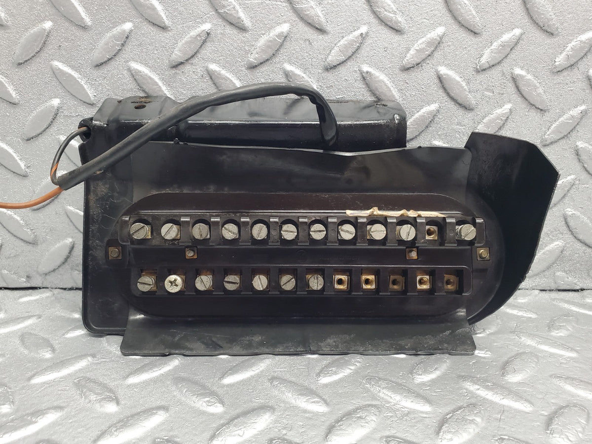 50522 Mercedes-Benz W108 280SE 3.5 Fuse Box & Bracket A1085400350