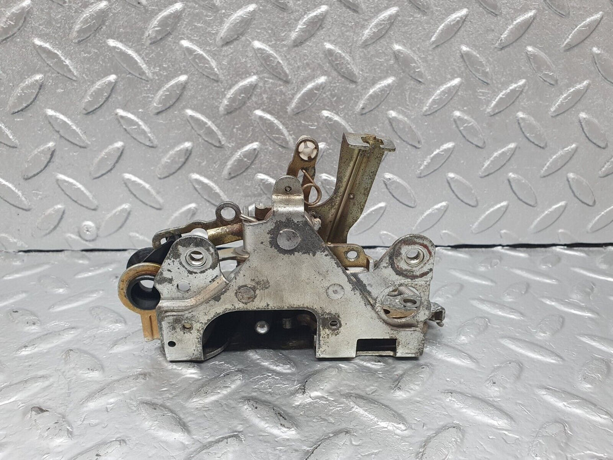 43643 Mercedes-Benz C126 380SEC Coupe Left Door Lock Mechanism