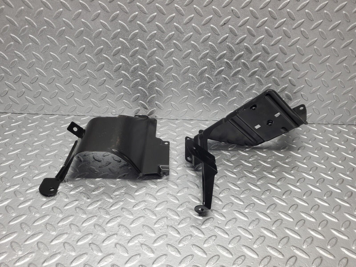 48082 Mercedes-Benz R230 350SL Coupe Rear Left Trunk Bulkhead Firewall Mount Bracket