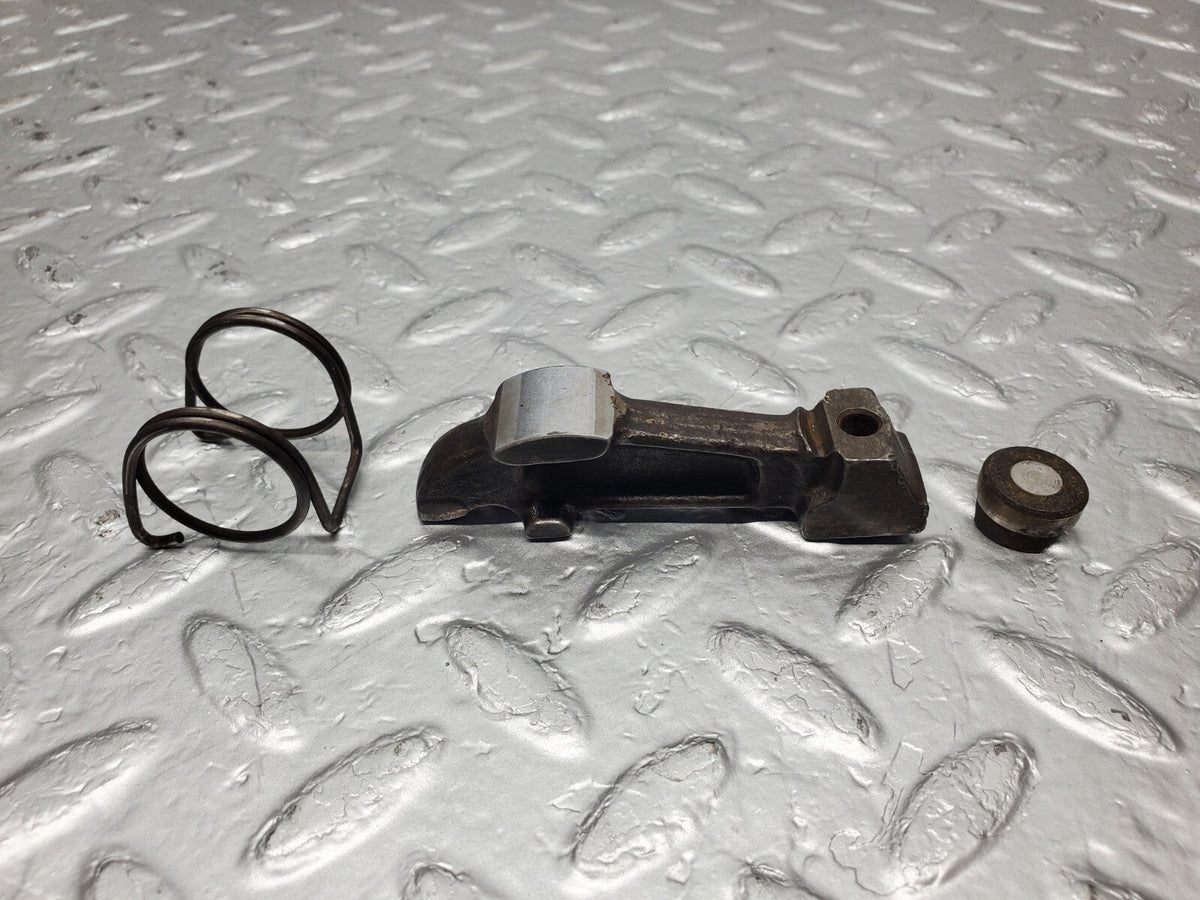 48877 Mercedes-Benz W108 Valve Rocker Arm With Retaining Spring & Tappet