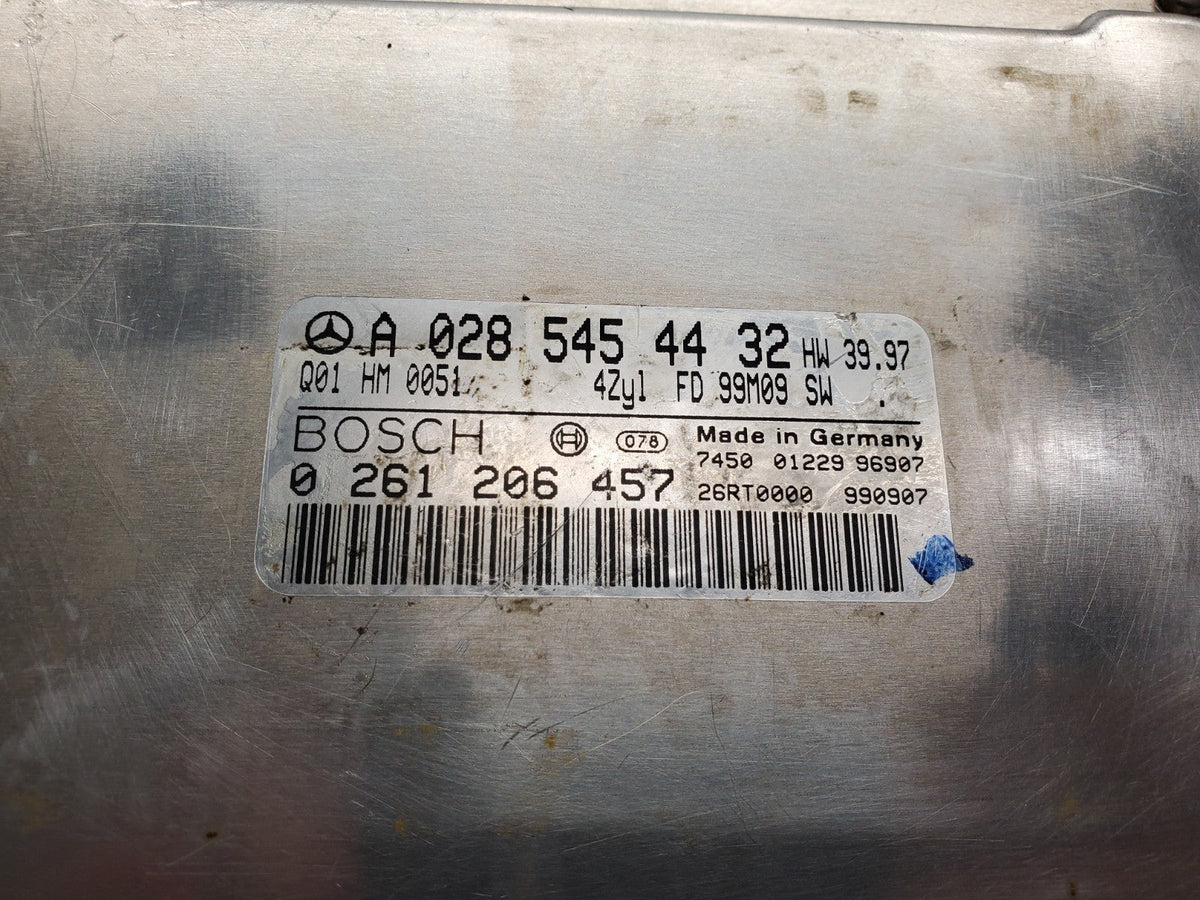 51261 Mercedes-Benz W210 C208 Engine Control Unit ECU Bosch 0285454432 0261206457