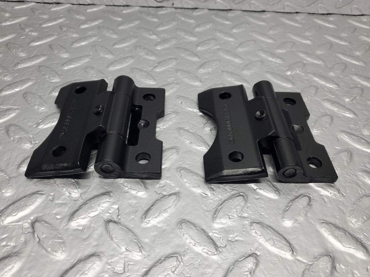 48312 Mercedes-Benz C126 Coupe Door Hinge Right Side A1237200037