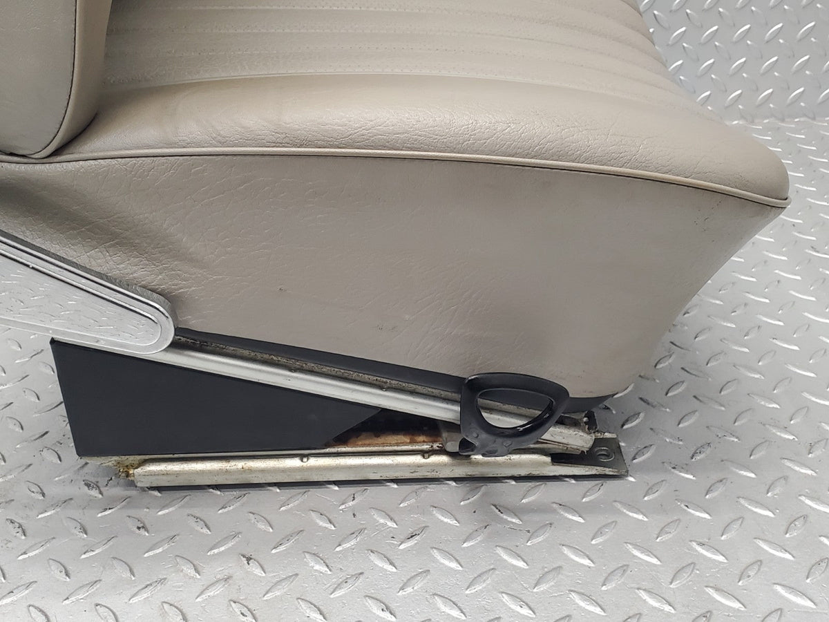50802 Mercedes-Benz W108 280SE 3.5 Front Right Driver Seat
