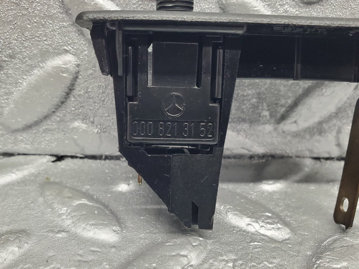 49654 Mercedes-Benz W126 Trunk Boot Light Switch A1158202511 A0008213152