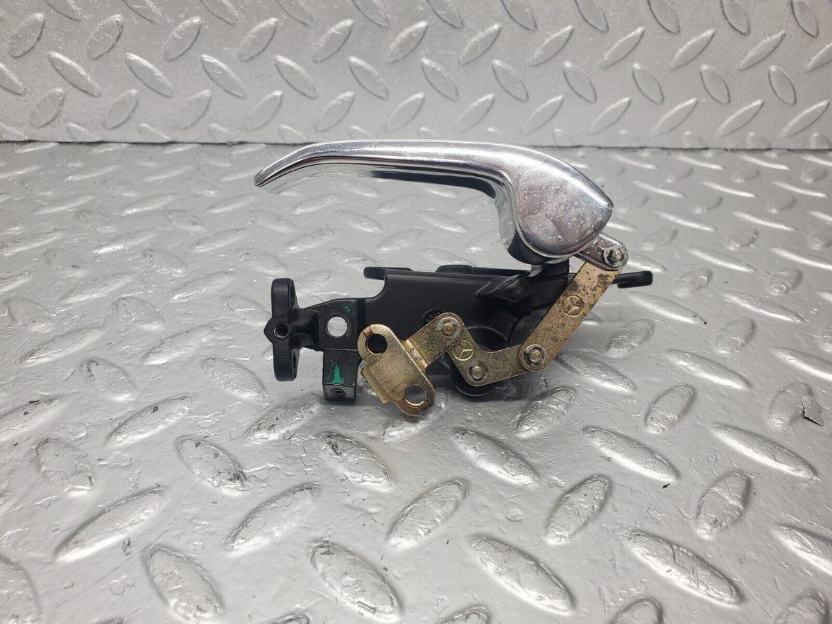 47278 Mercedes-Benz R129 320SL Coupe Front Right Seat Release Handle