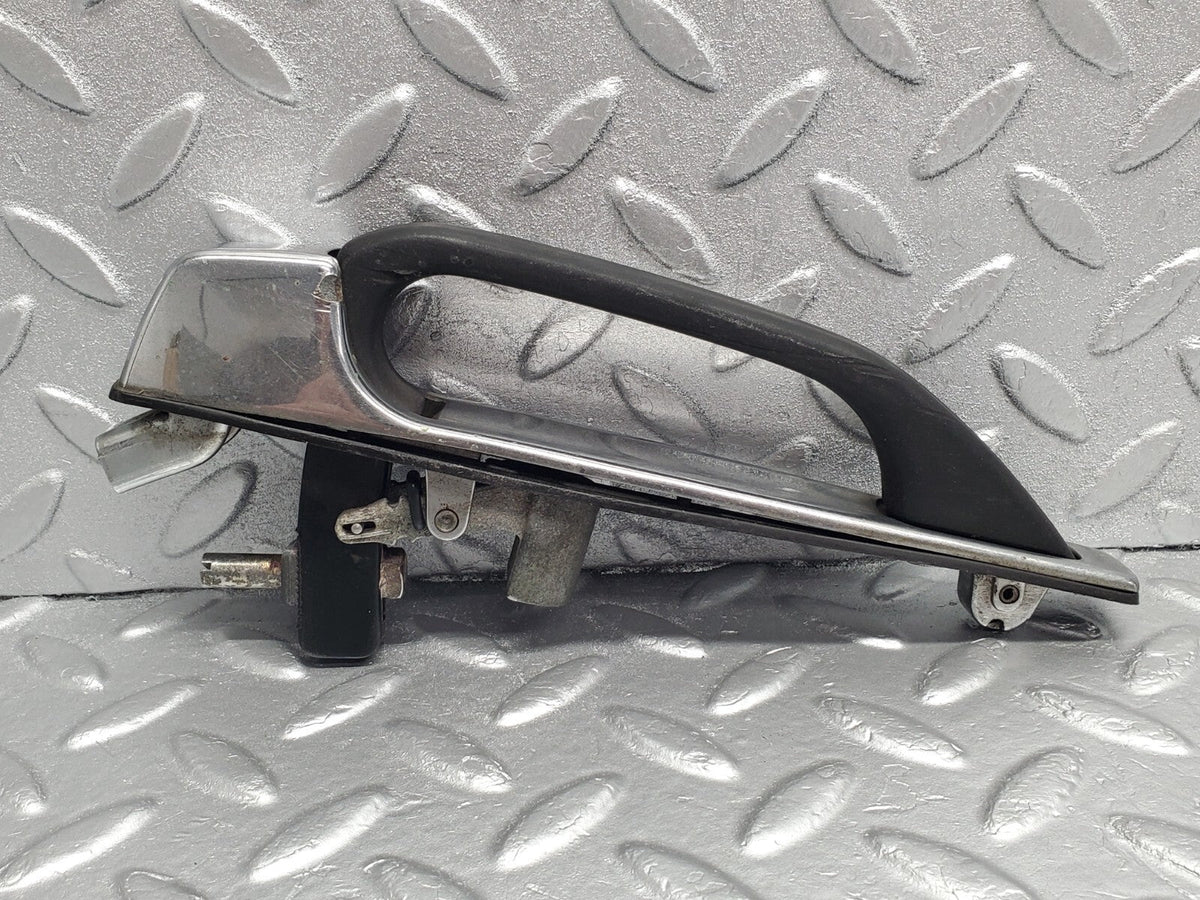 48603 Mercedes-Benz W123 Rear Left Exterior Door Handle A1237600359 A1237660005