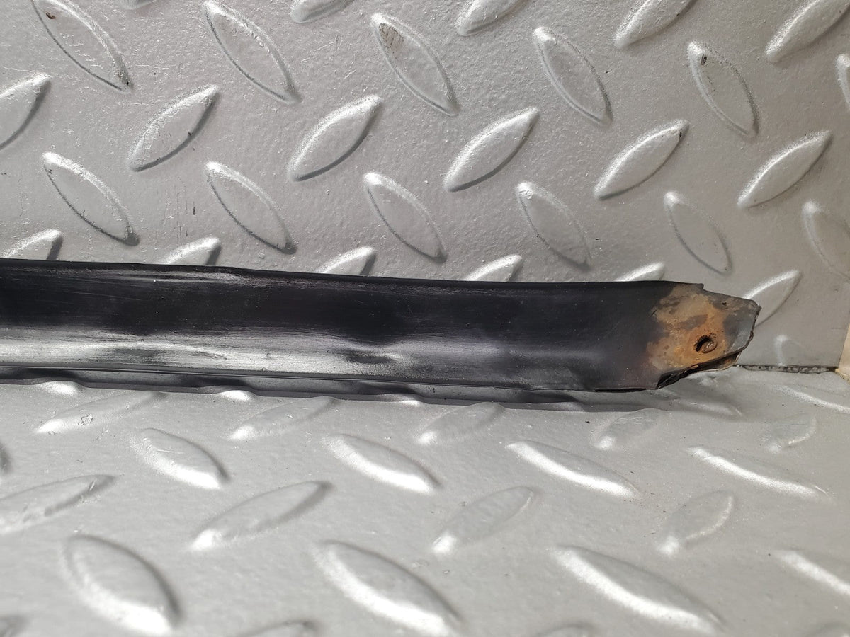 50942 Mercedes-Benz W108 280SE 3.5 Left Skirt Chrome Trim Strip
