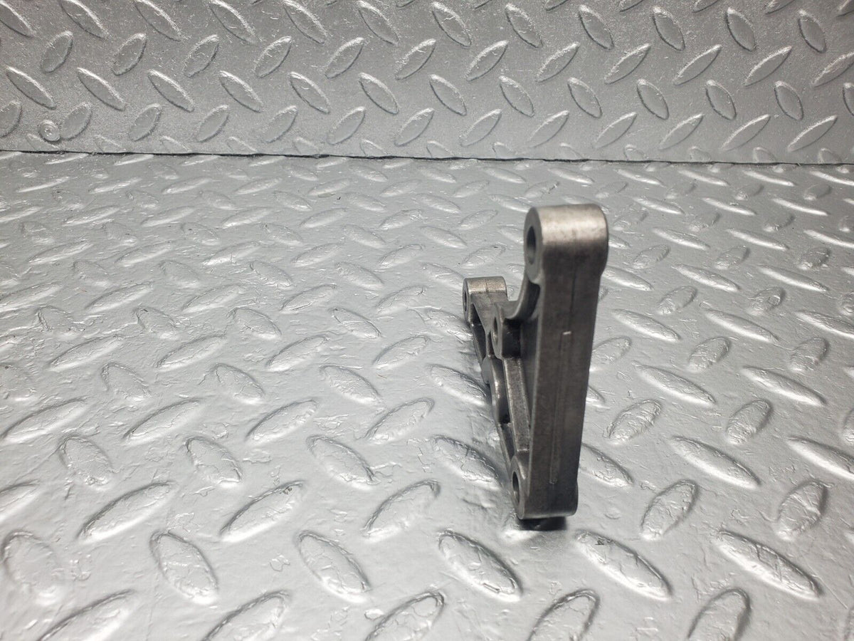 47199 Mercedes-Benz R129 320SL Coupe Steering Pump Bracket