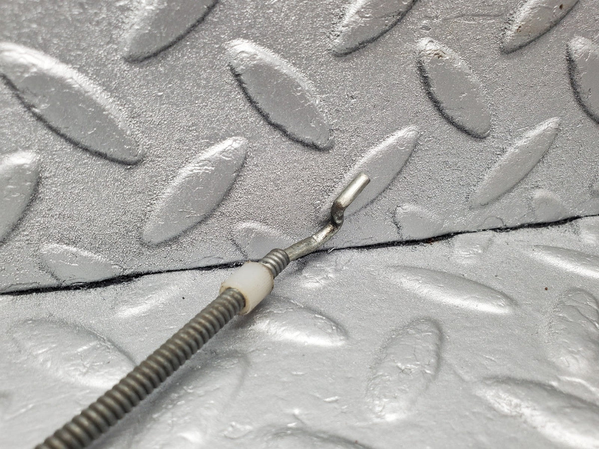 50135 Mercedes-Benz R107 SL Front Right Seat Release Handle Cable
