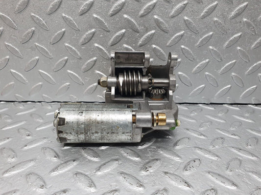 41004 Mercedes-Benz W126 300SE Steering Column Adjustment Motor A1264600425