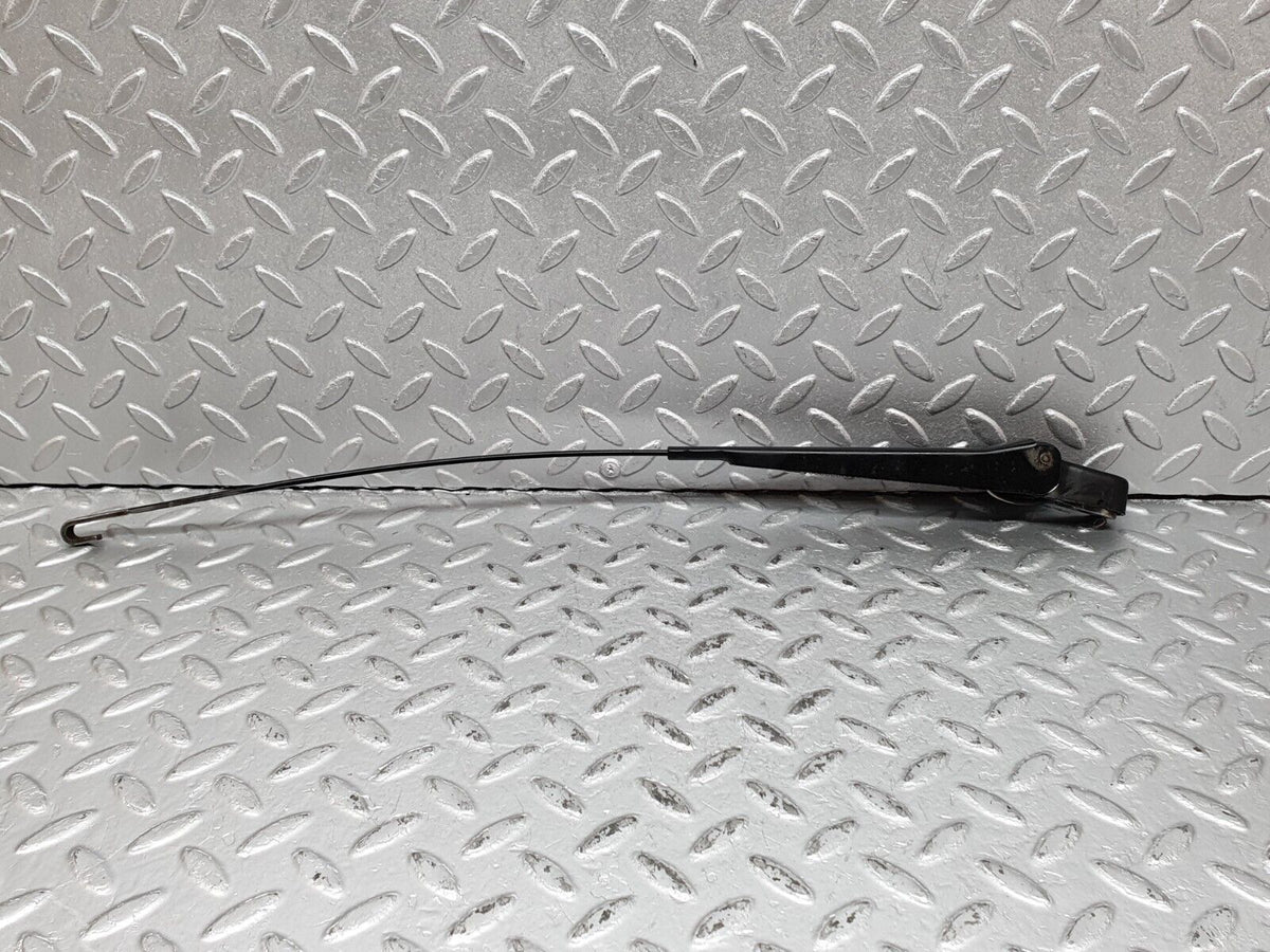 41208 Mercedes-Benz W126 300SE Windscreen Wiper Arm Right Side