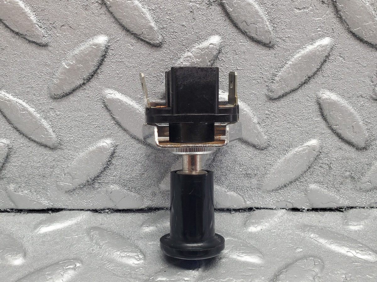 50501 Mercedes-Benz W108 280SE 3.5 Fog Light Switch