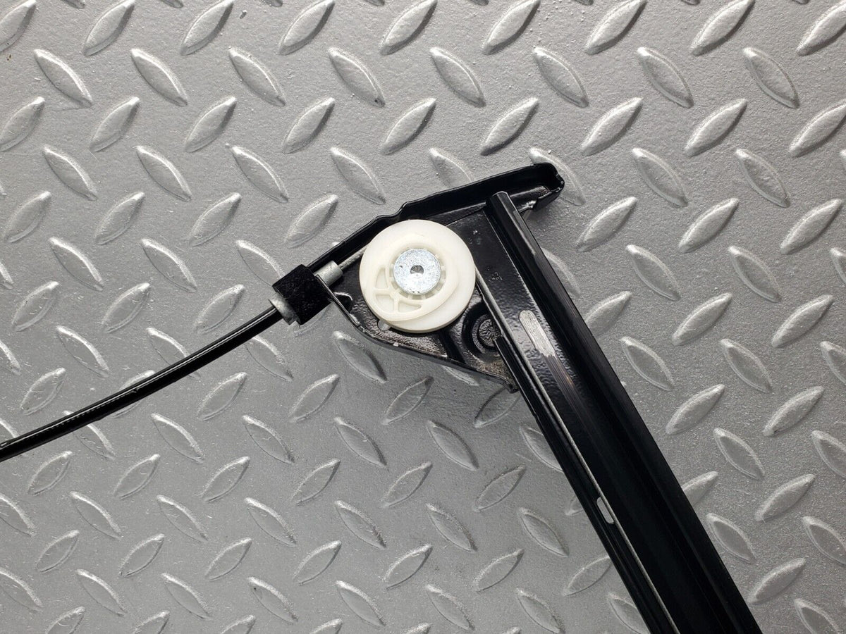 47688 Mercedes-Benz R230 350SL Coupe Front Right Power Window Regulator