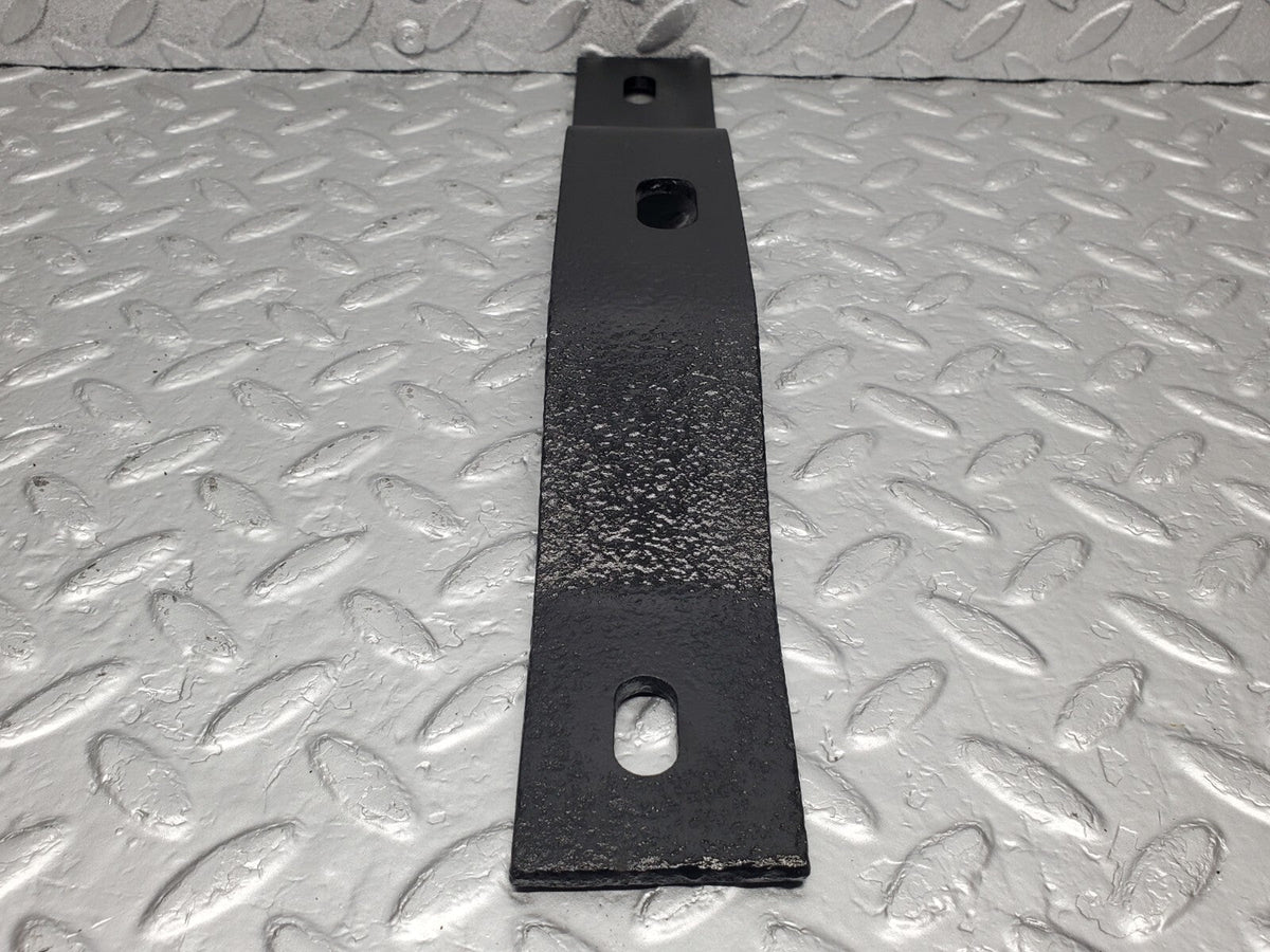 48568 Mercedes-Benz W108 Front Right Bumper Bracket