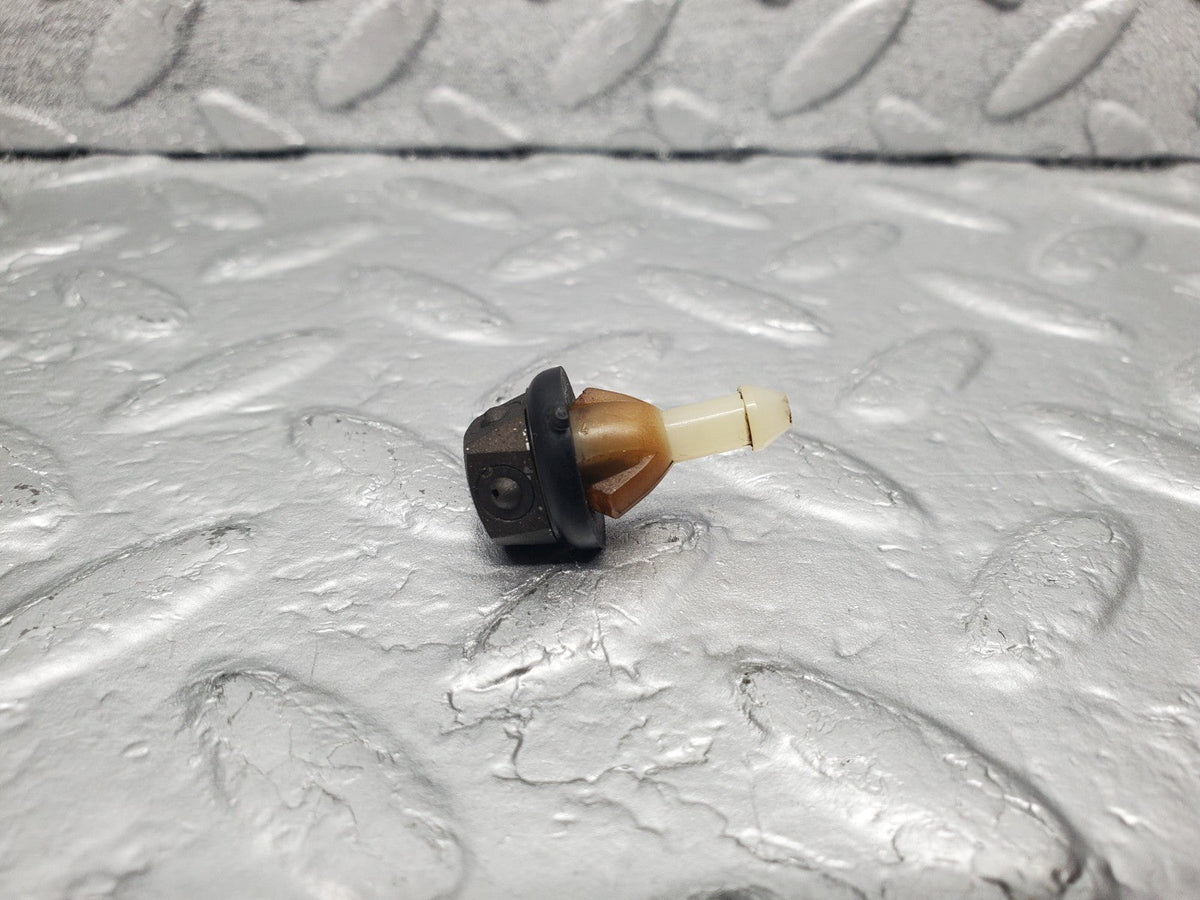 50771 Mercedes-Benz W108 280SE 3.5 Windscreen Washer Nozzle
