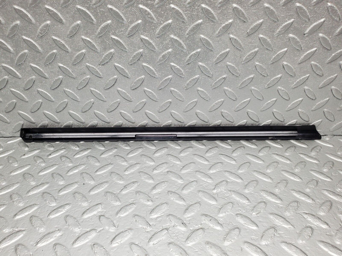 48110 Mercedes-Benz R230 350SL Coupe Rear Right Window Moulding Trim