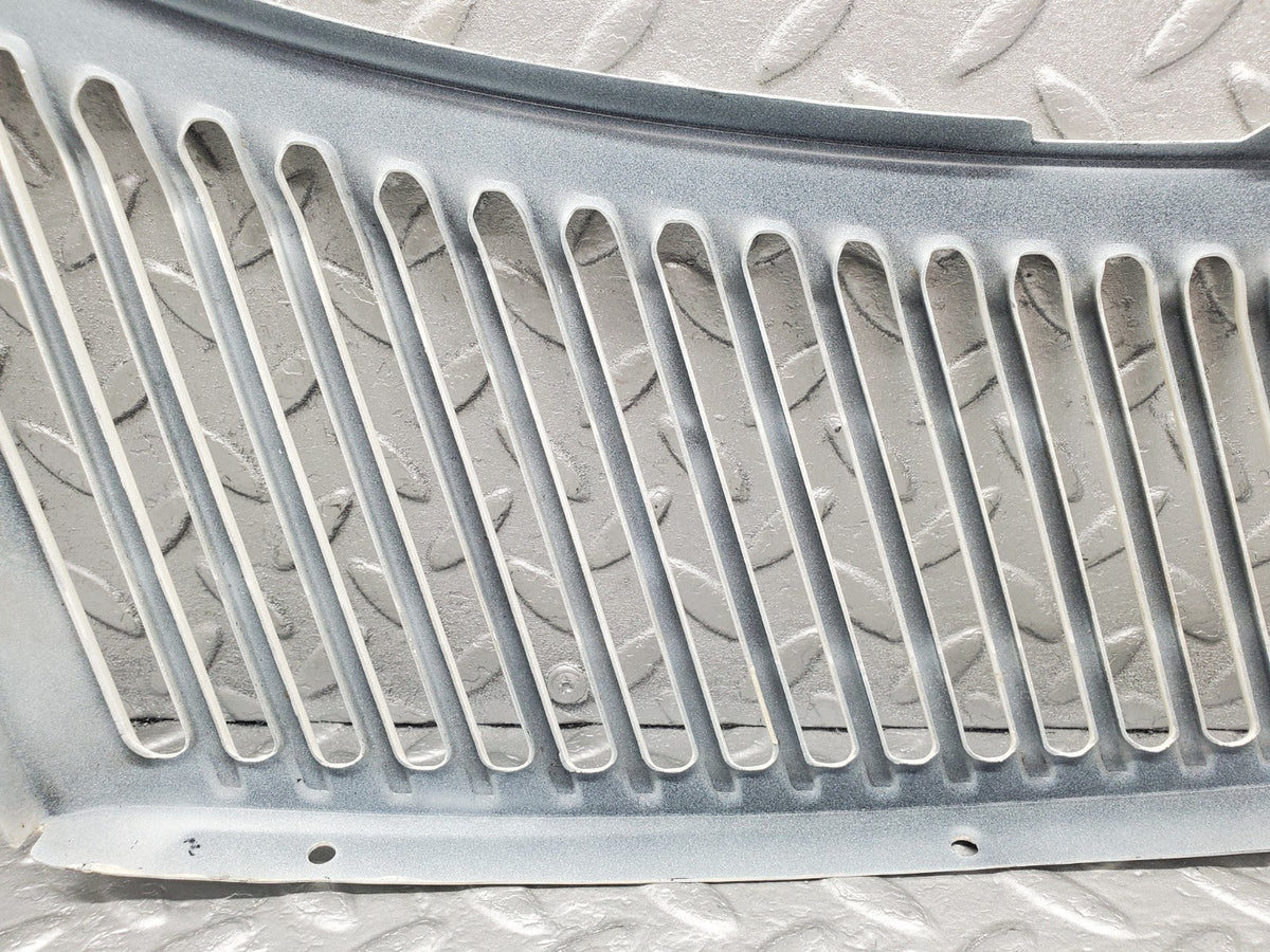 49723 Mercedes-Benz R107 380SL Air Vent Grill Left Side