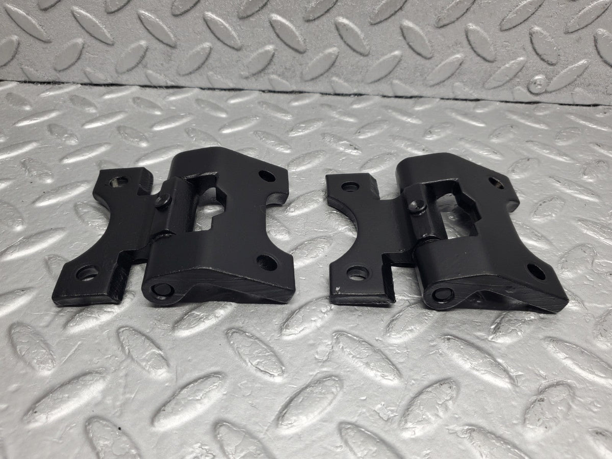 49848 Mercedes-Benz R107 380SL Door Hinge Left Side