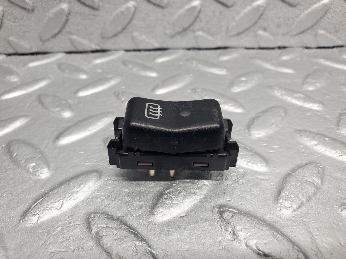 49114 Mercedes-Benz A124 320E Cabriolet Rear Heated Window Switch A1248207410