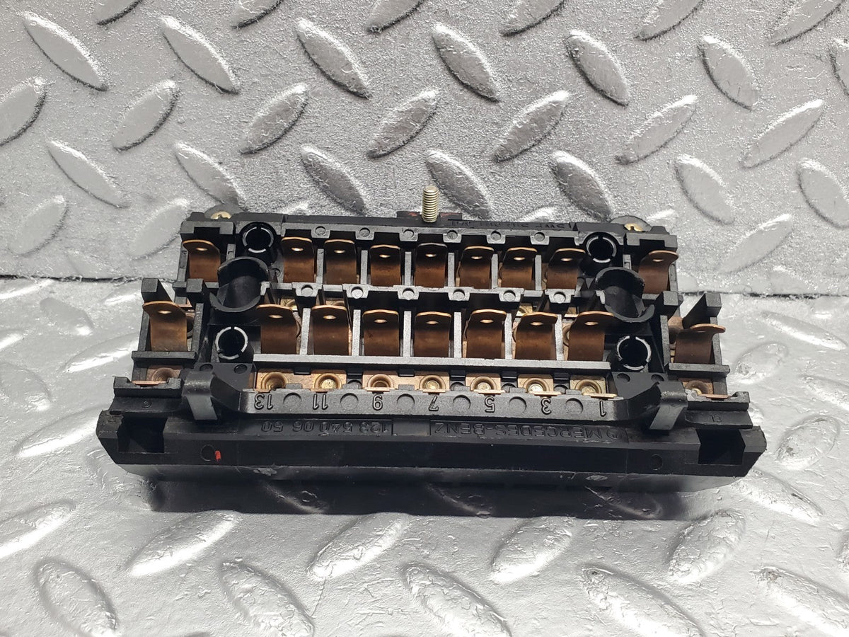 51348 Mercedes-Benz W123 Fuse Box A1235400650