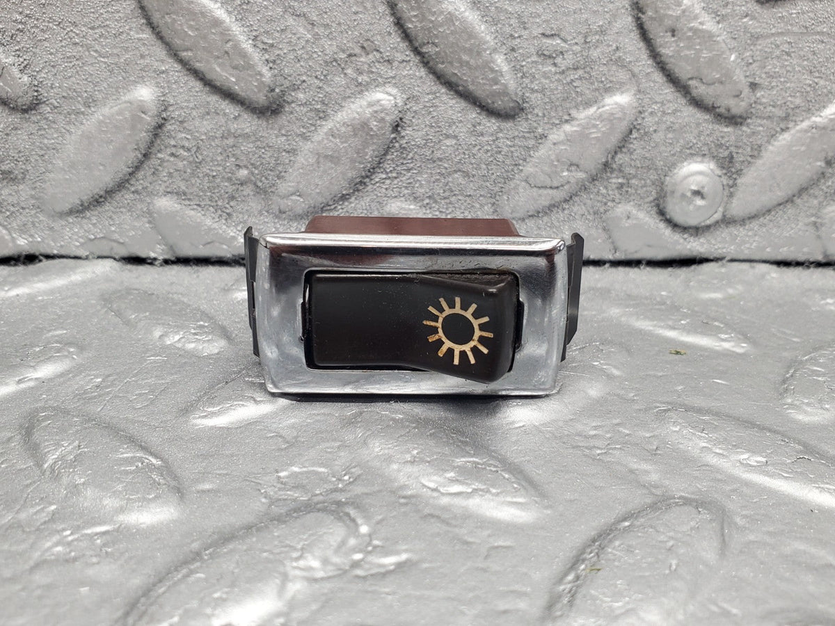 50493 Mercedes-Benz W108 280SE 3.5 Interior Light Switch A0015013900