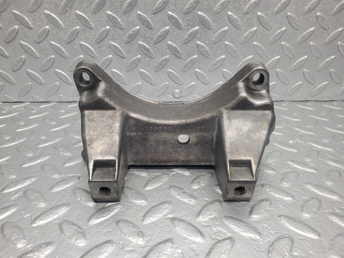47196 Mercedes-Benz R129 320SL Coupe Gearbox Rear Mount Bracket A1402421340