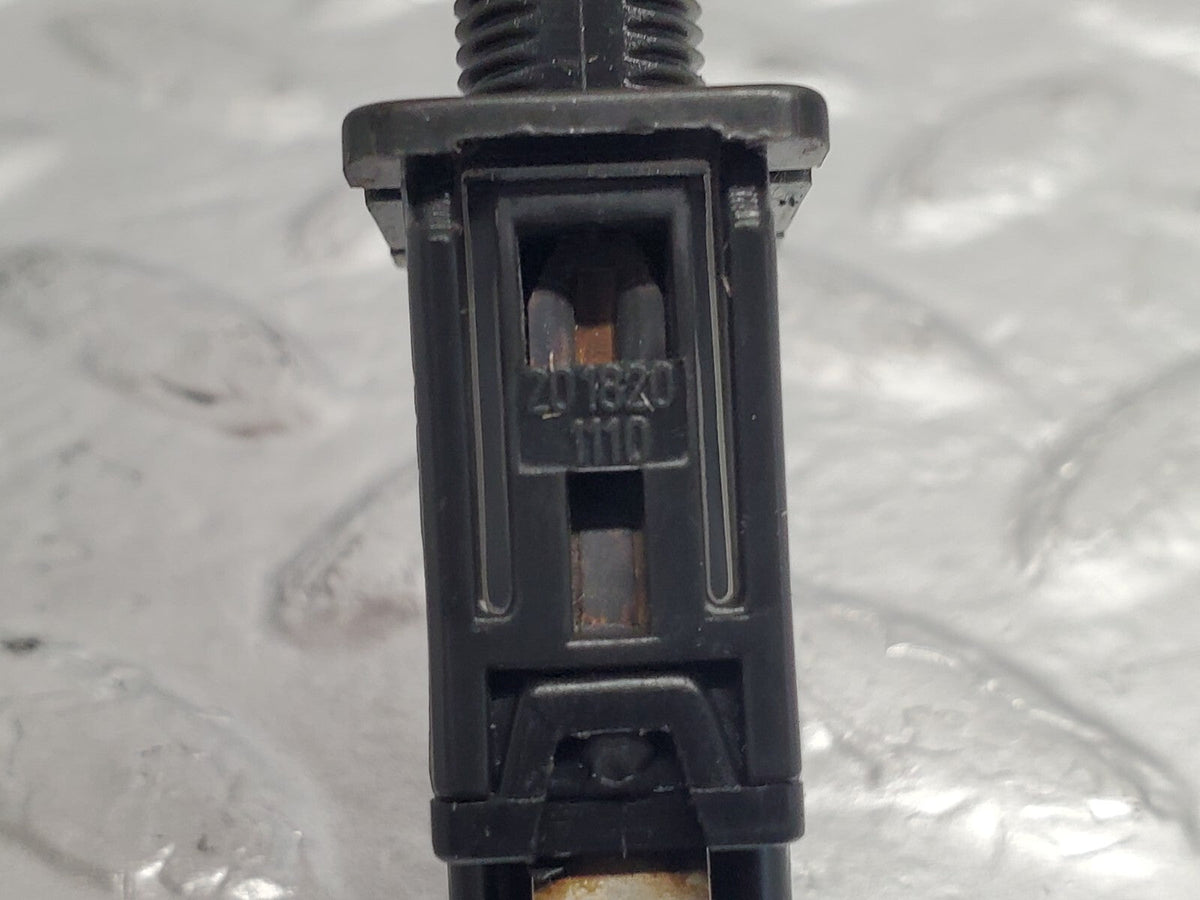 48739 Mercedes-Benz W123 Door Contact Switch A2018201110