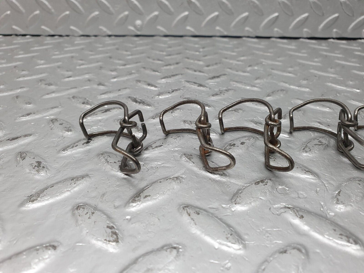 41196 Mercedes-Benz W126 300SE Air Filter Box Housing Clip Set 7x
