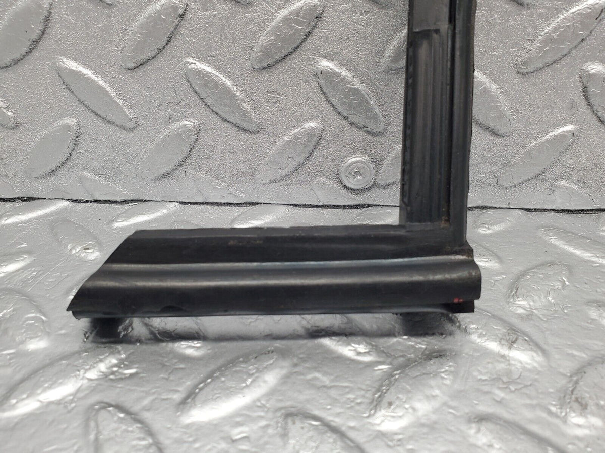 48148 Mercedes-Benz C107 R107 Front Left Rubber Window Guide A1077250125