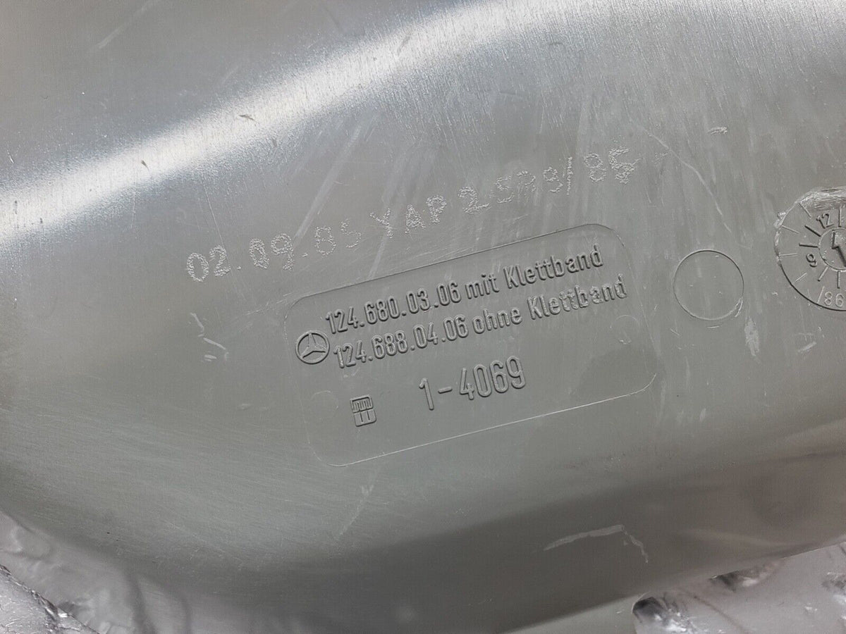 44640 Mercedes-Benz W124 220E Front Right Kick Panel Grey A1246800306