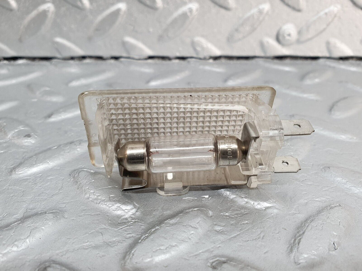 42043 Mercedes-Benz W202 C200 Glove Box Light A1268201301