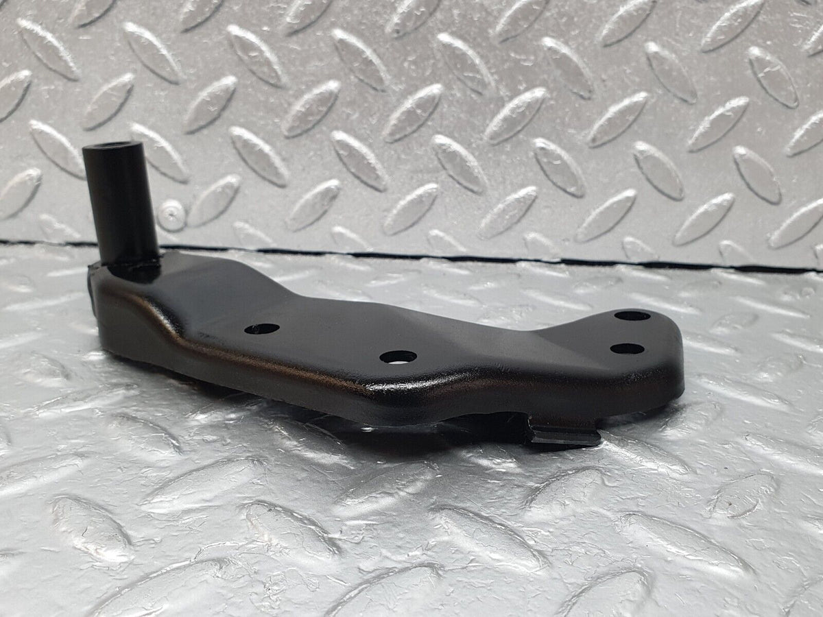 44217 Mercedes-Benz C123 230CE Coupe Alternator Generator Bracket