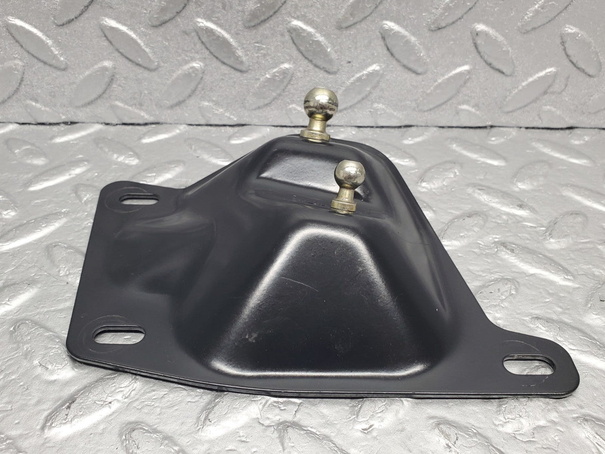 49100 Mercedes-Benz A124 320E Cabriolet Soft Top Support Bracket Left Side