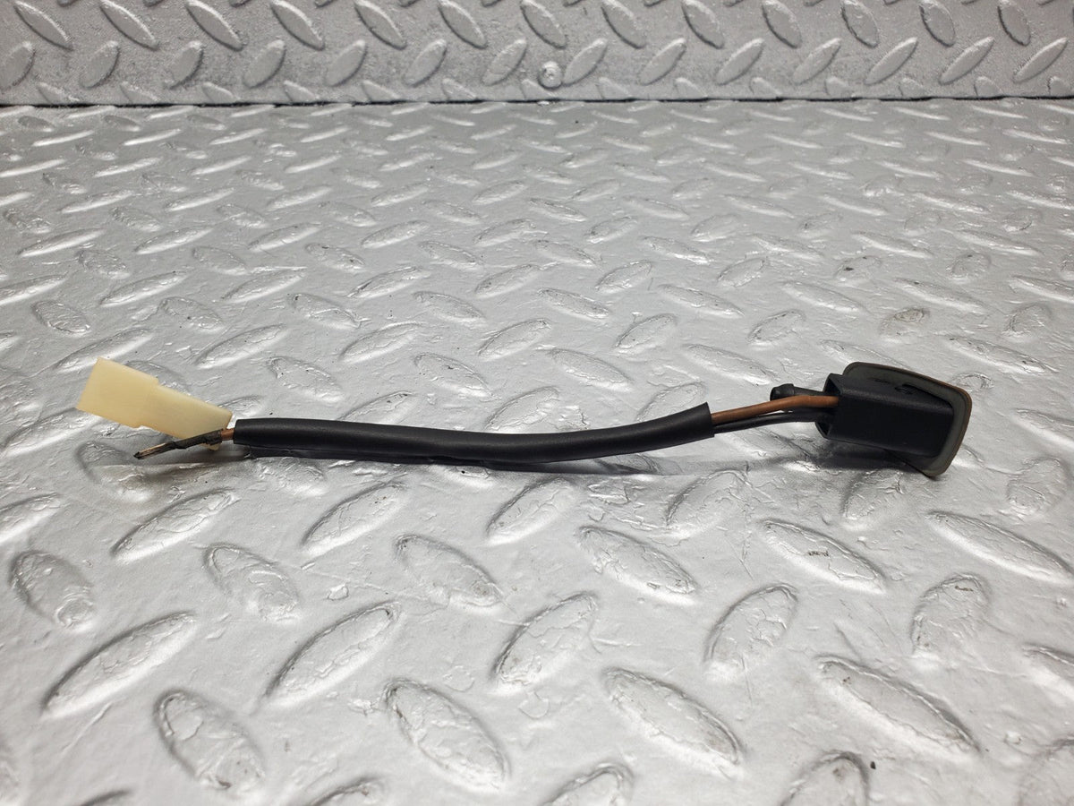 49619 Mercedes-Benz W126 C126 Windscreen Washer Nozzle