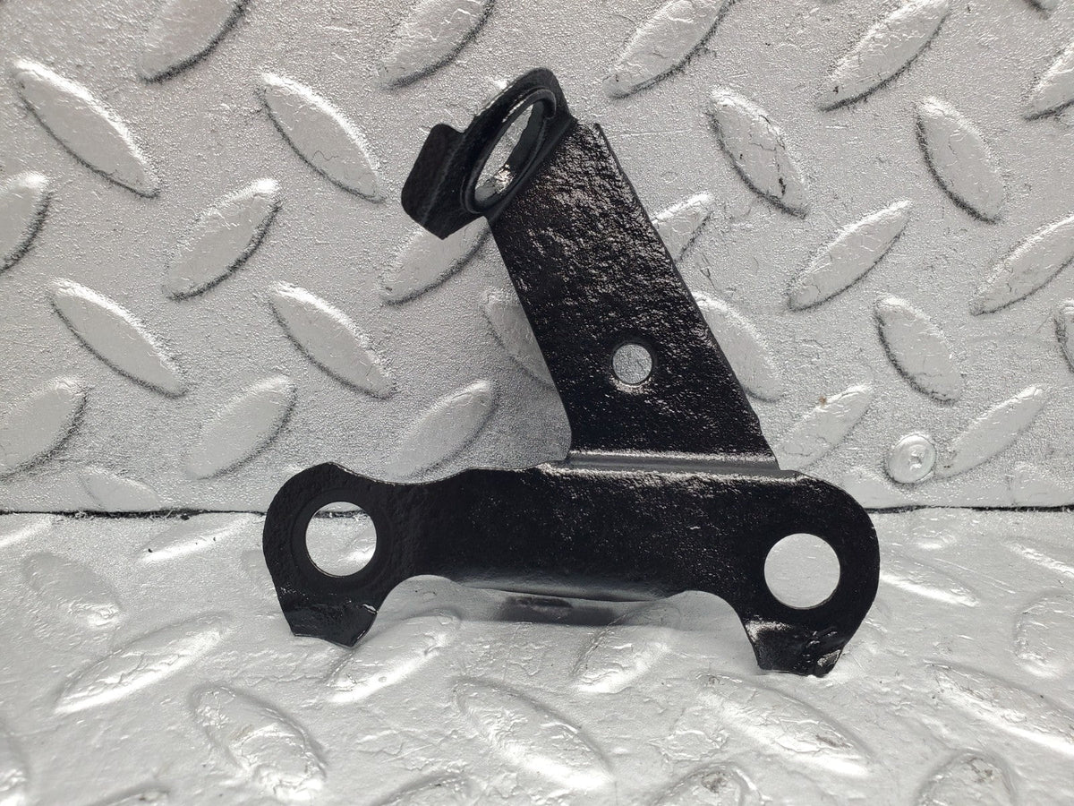 50026 Mercedes-Benz R107 380SL Left Brake Pipe Hose Bracket