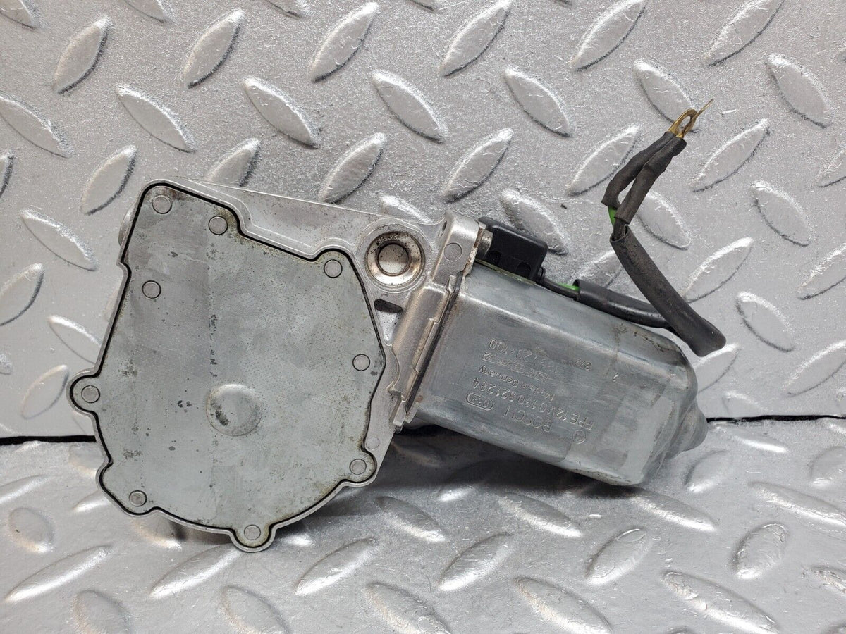 44796 Mercedes-Benz W124 220E Window Regulator Motor Front Left Bosch 0130821284