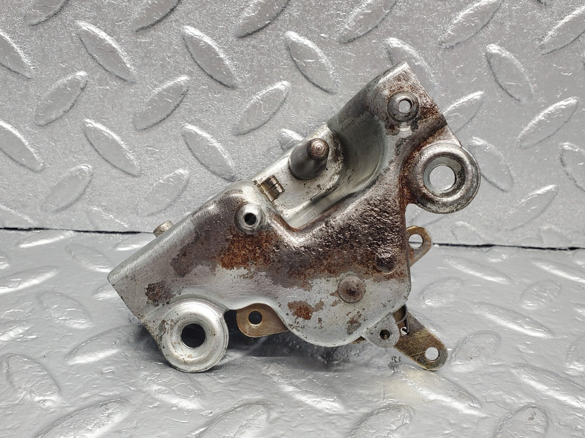 48470 Mercedes-Benz W108 Rear Left Door Lock Mechanism