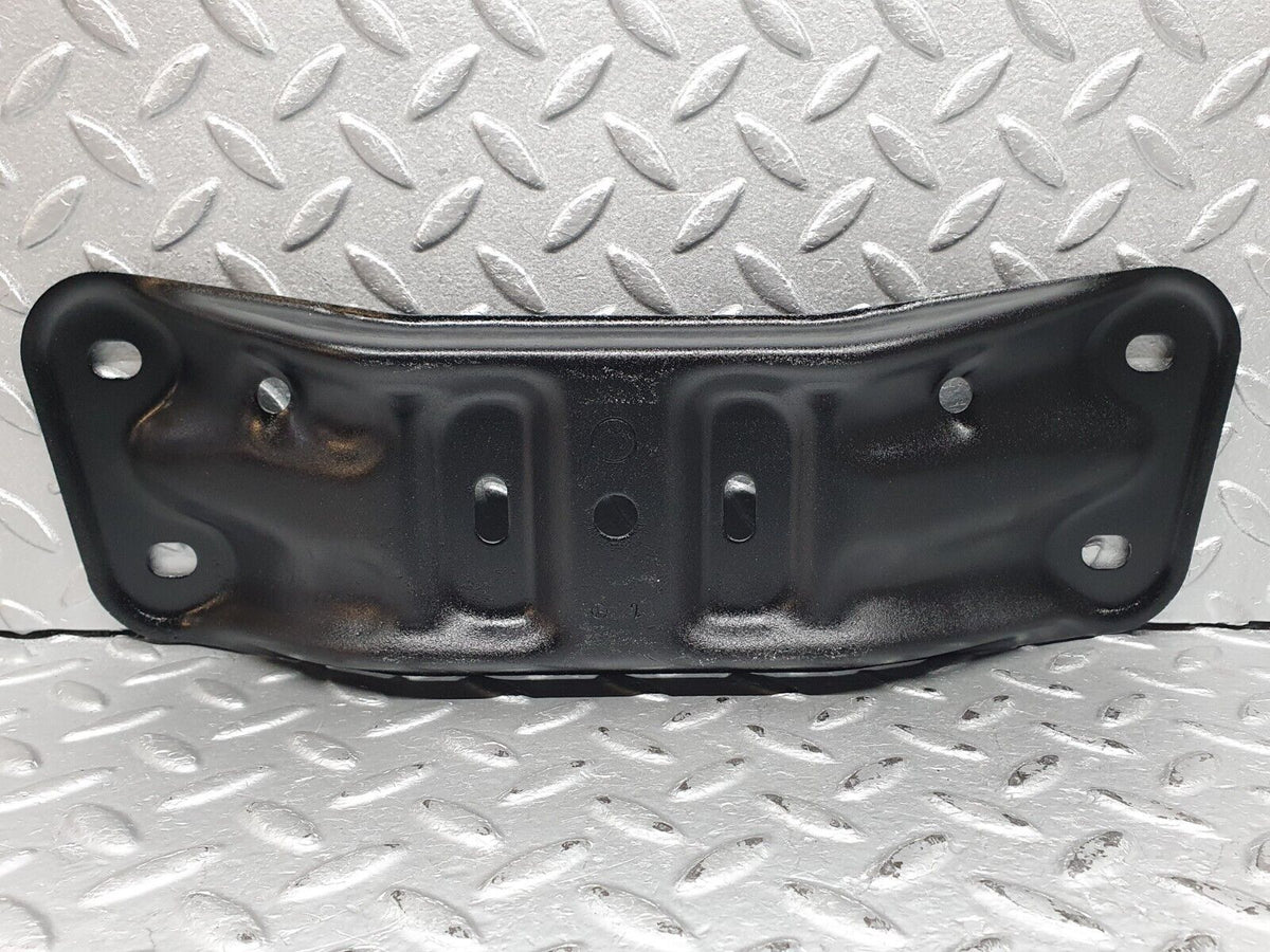 41148 Mercedes-Benz W126 300SE Gearbox Mount Bracket