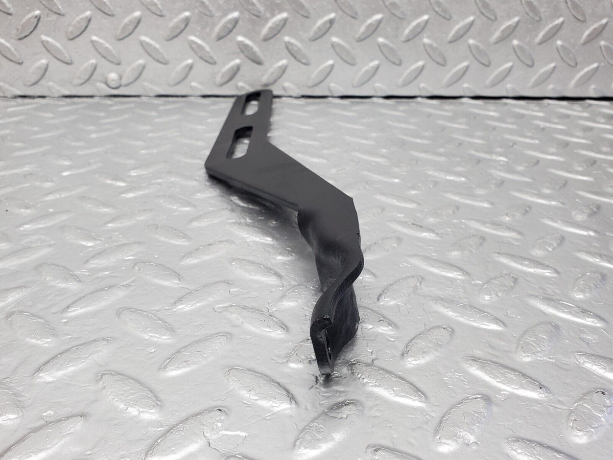 45956 Mercedes-Benz W126 420SE Exhaust Bracket