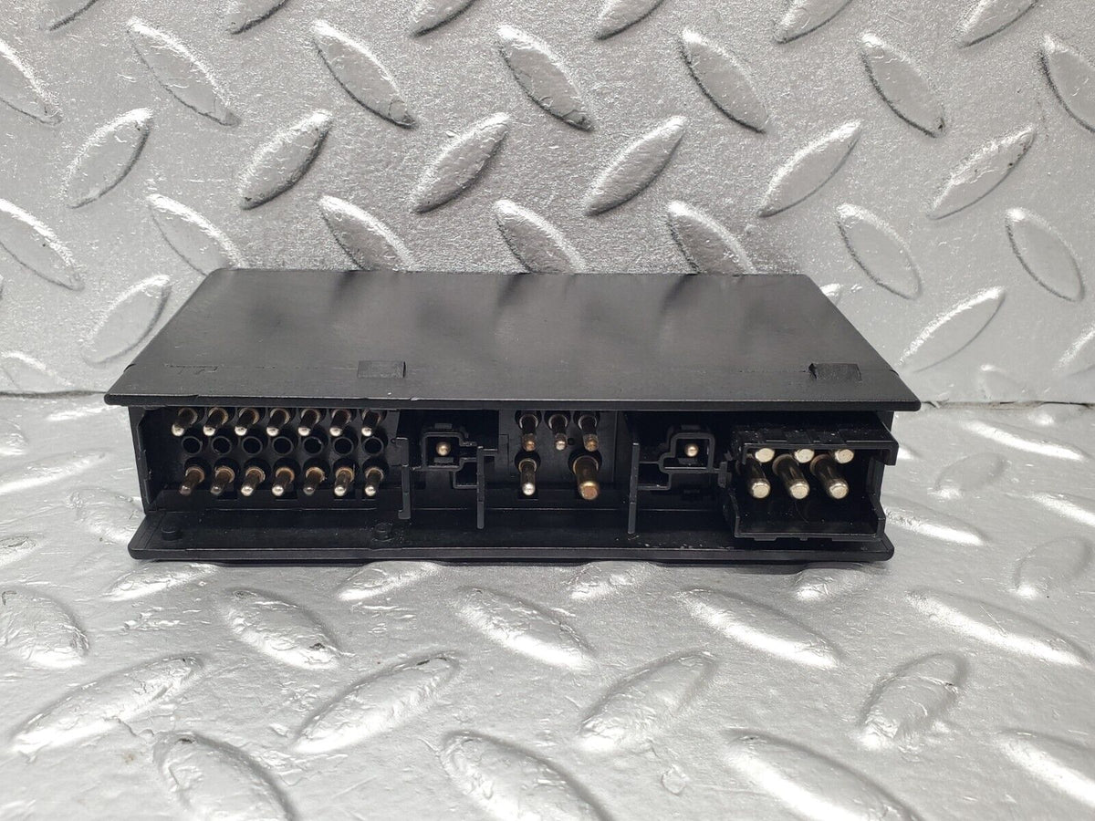 46783 Mercedes-Benz R129 320SL Coupe Hazard Warning Light Relay A1408207126