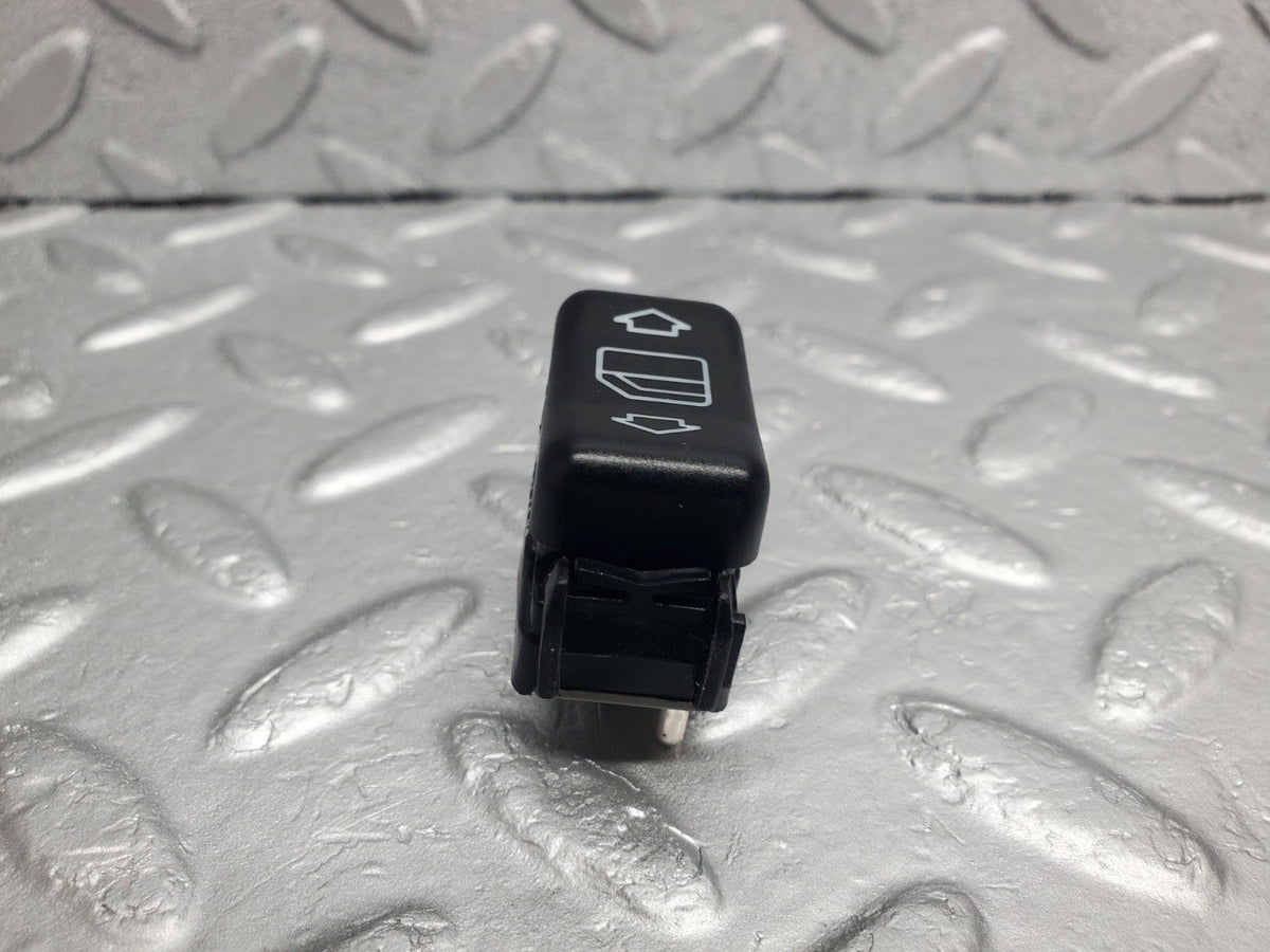 49113 Mercedes-Benz A124 320E Cabriolet Electric Window Switch Right Side A1248209410