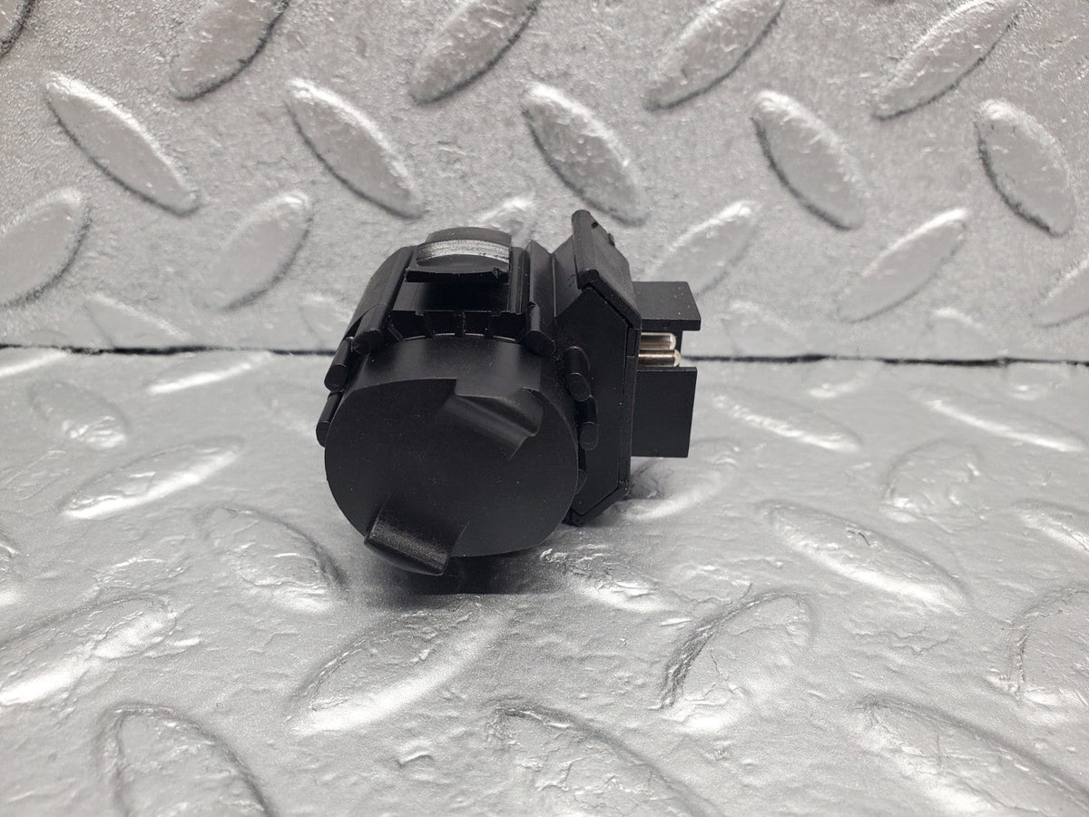 49101 Mercedes-Benz A124 320E Cabriolet Kick Down Switch A0025452214