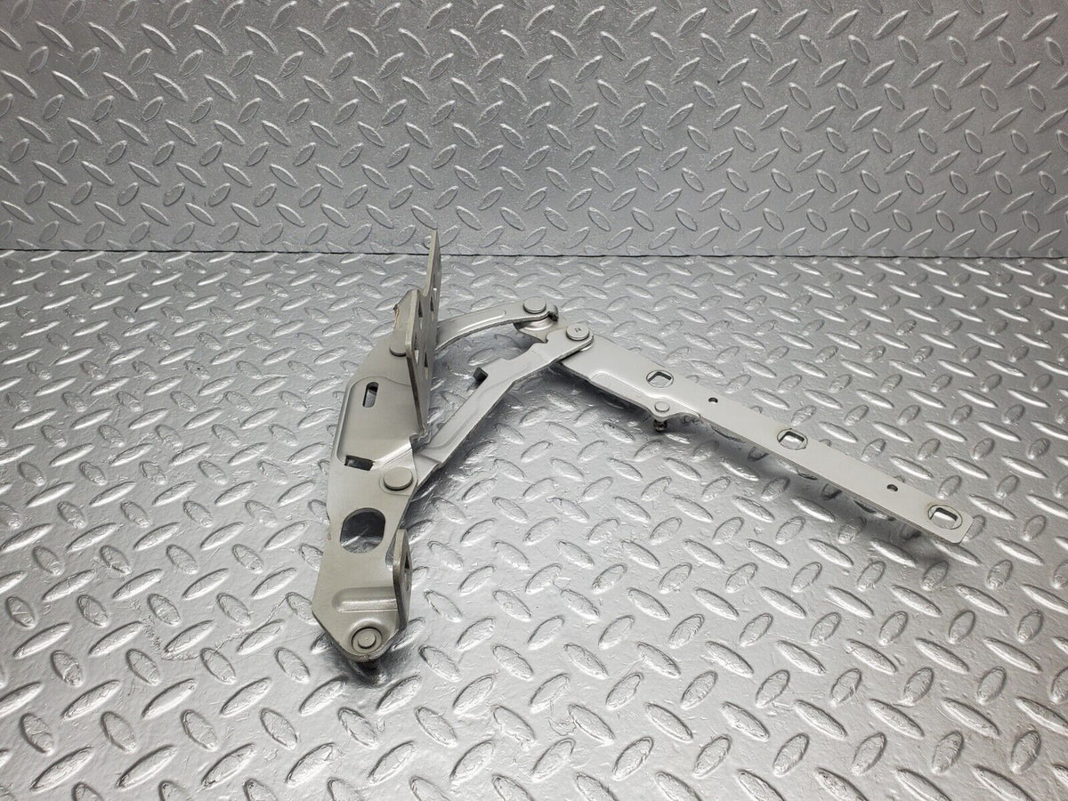 47997 Mercedes-Benz R230 350SL Coupe Bonnet Hinge Right Side A2308800228