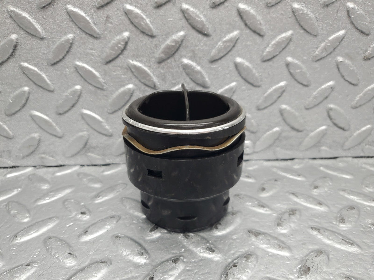 51365 Mercedes-Benz C107 R107 Dashboard Air Vent