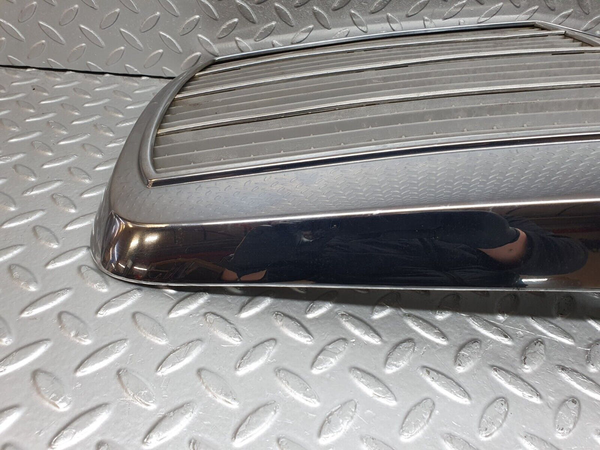 41221 Mercedes-Benz W126 300SE Bonnet Grill Chrome A1268880423
