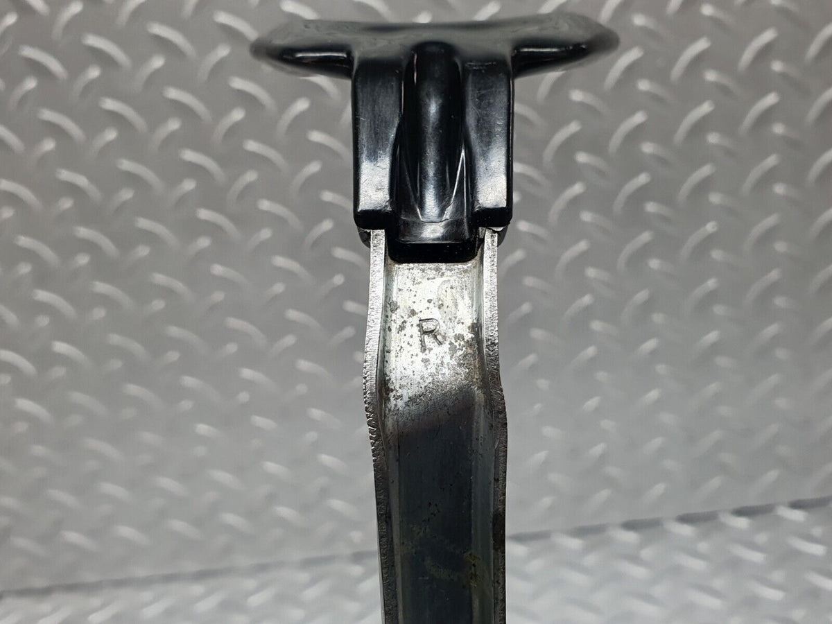 43334 Mercedes-Benz W108 280SE Front Right Seat Sliding Adjust Handle