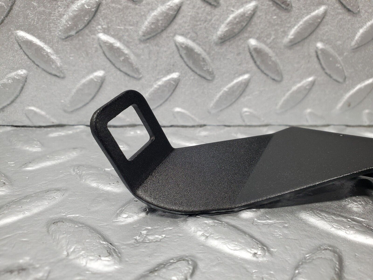 46980 Mercedes-Benz R129 320SL Coupe Accelerator Cable Bracket Holder